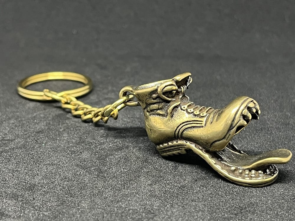 靴　モンスター