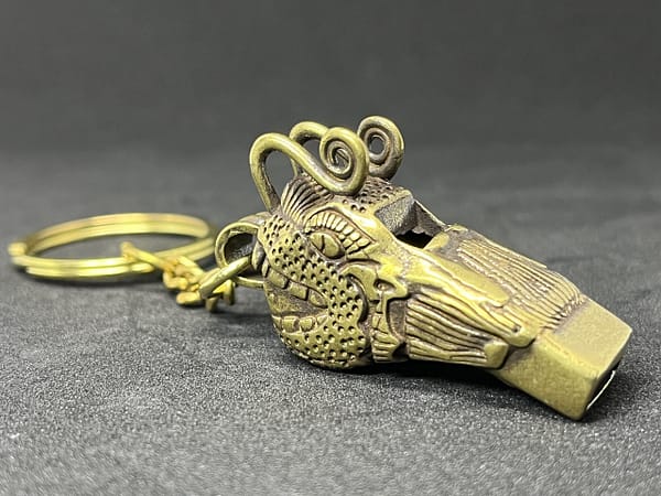 ホイッスル　龍